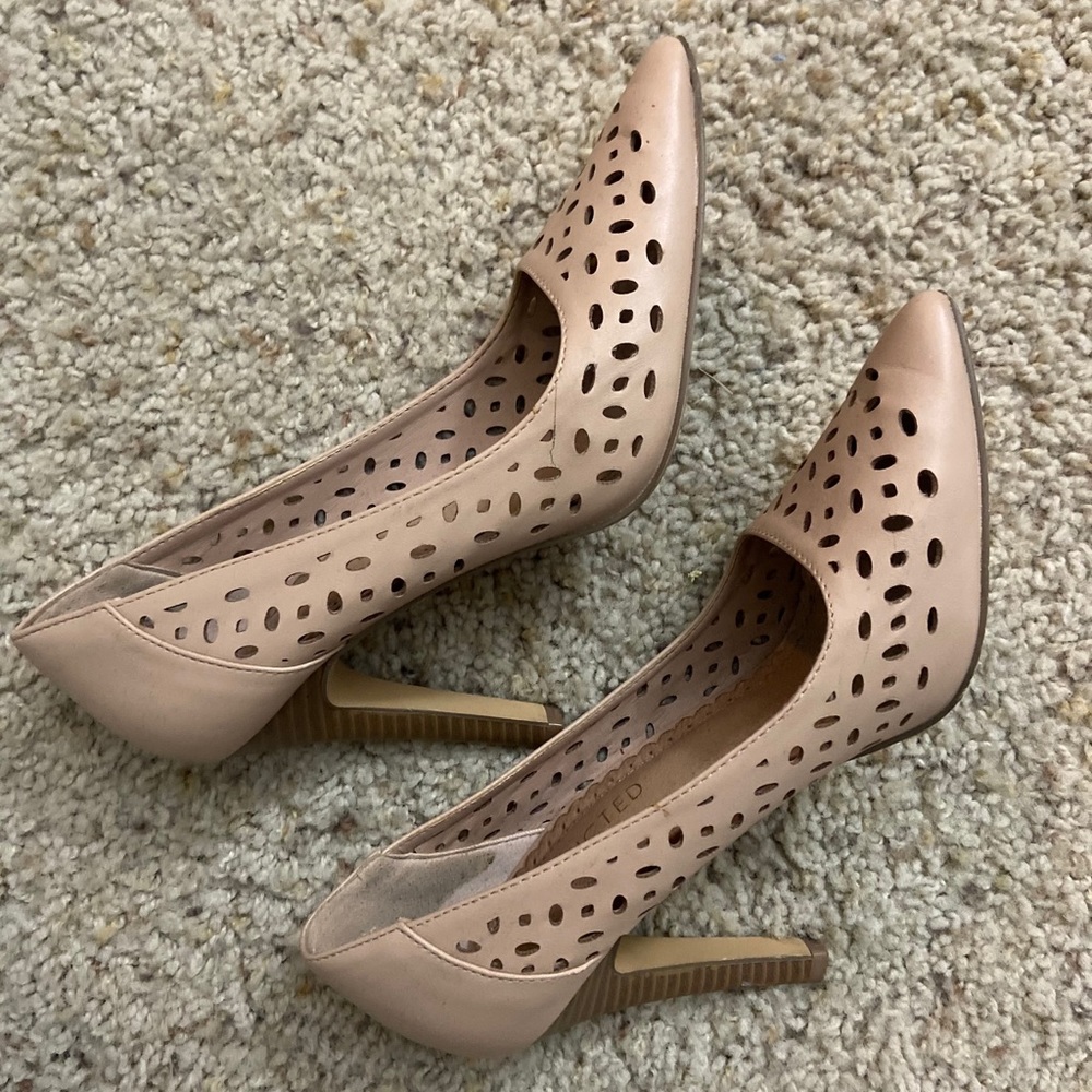 Patterned Heels - Picture 2 of 2